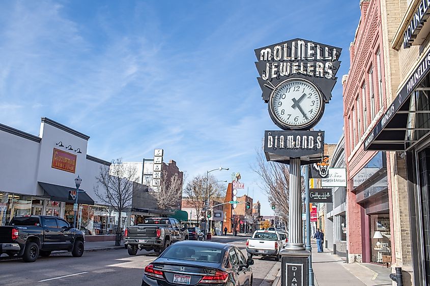 Traffic and urban life in Pocatello, Idaho