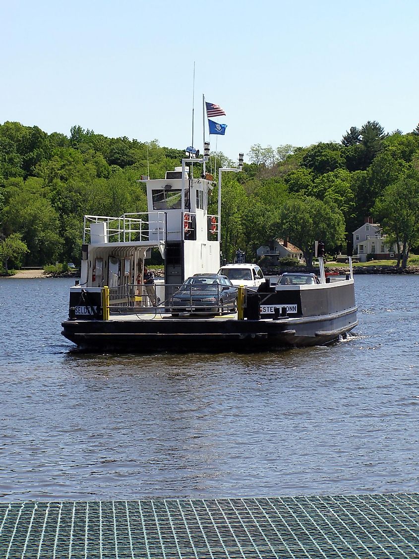 Chester Hadlyme Ferry approaching the dock on the Chester side of the Connecticut River
