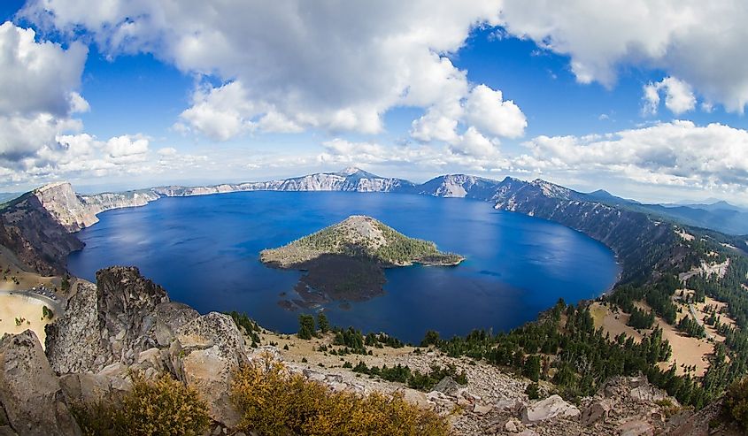 wide angle view of Crater Lake from the top of Watchman's Peak, beautiful landscape in Oregon