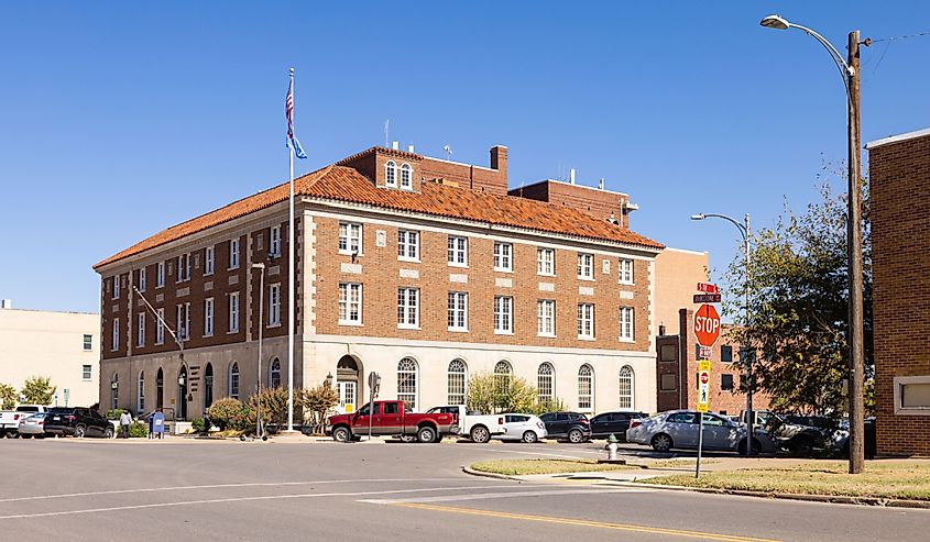 Downtown streets in Bartlesville, Oklahoma. Image credit Roberto Galan via Shutterstock