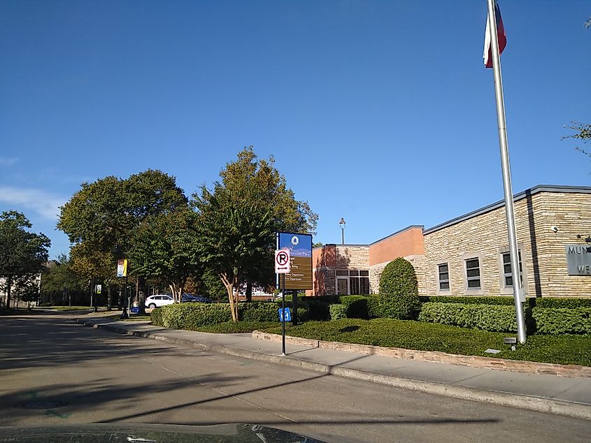 Government buildings in West University Place, Texas