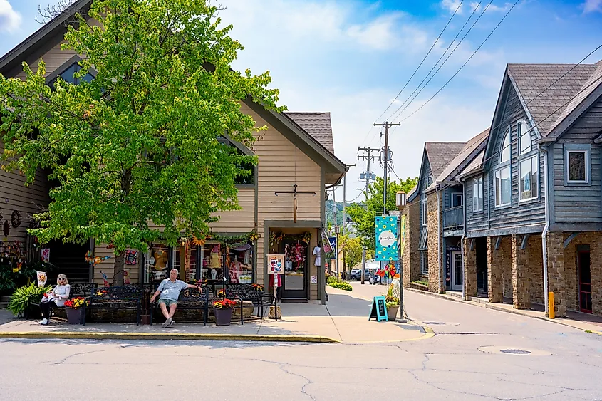 The historic downtown of Nashville, Indiana.