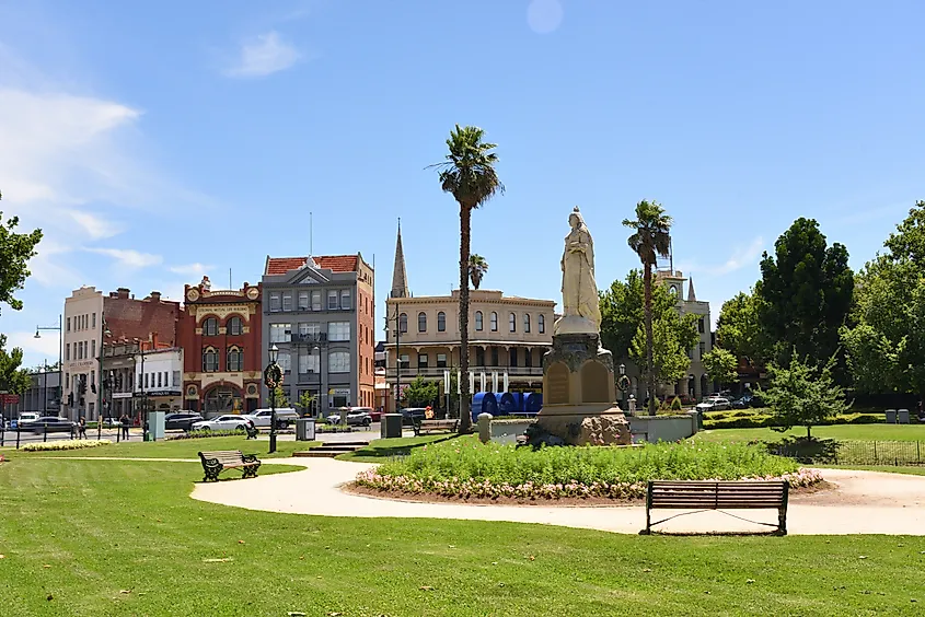 Queen’s Gardens with Statue of Queen Victoria in Bendigo, Victoria.