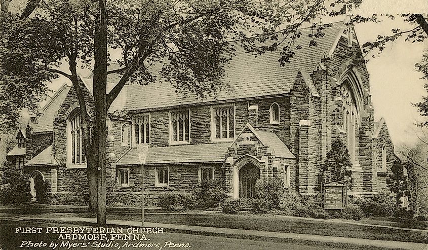 Первая пресвитерианская церковь в Ардморе, штат Пенсильвания, на открытке до 1923 года