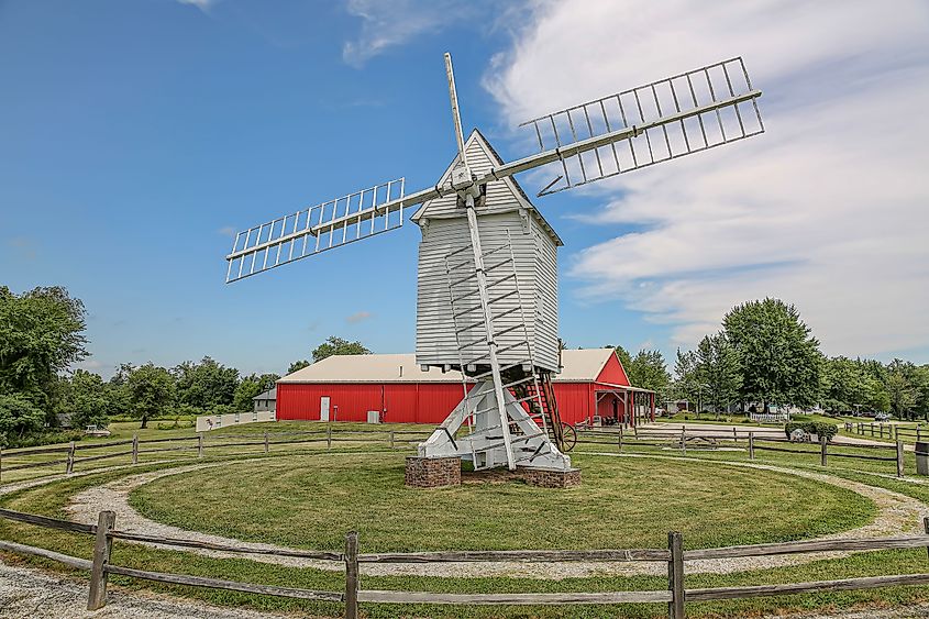 A rotating windmill in Kendallville, Indiana against a clear sky