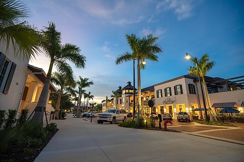Town centre Venice, Florida. Editorial credit: Bilanol / Shutterstock.com