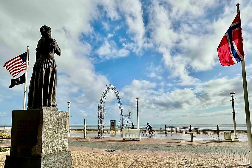 Norwegian Lady Statue in Virginia Beach Image credit Bryan Dearsley