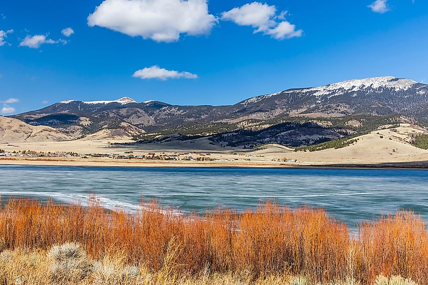 the landscapes of Eagle Nest Lake State Park New Mexico in Spring.