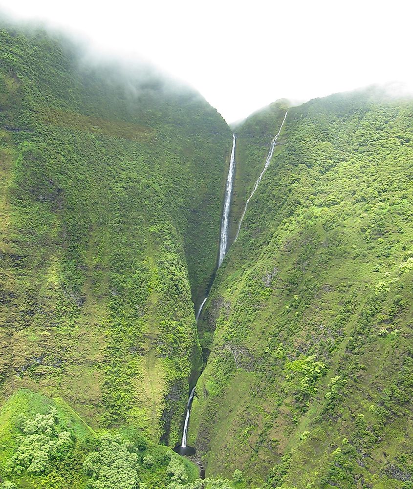 Olo'upena Falls