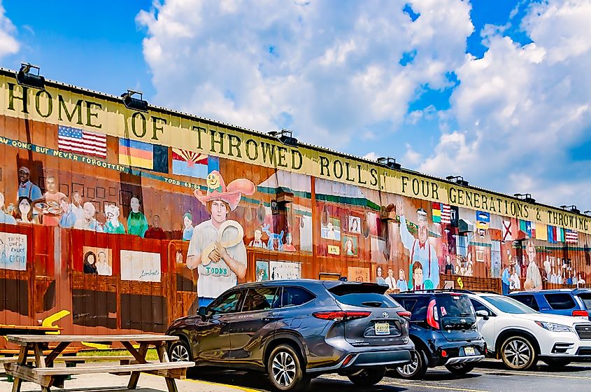 The famous murals of Foley, Alabama.