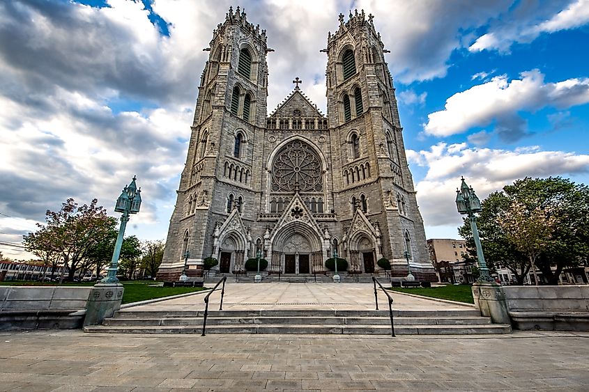 The Cathedral Basilica of the Sacred Heart in Newark, New Jersey. Editorial credit: Brian Logan Photography / Shutterstock.com