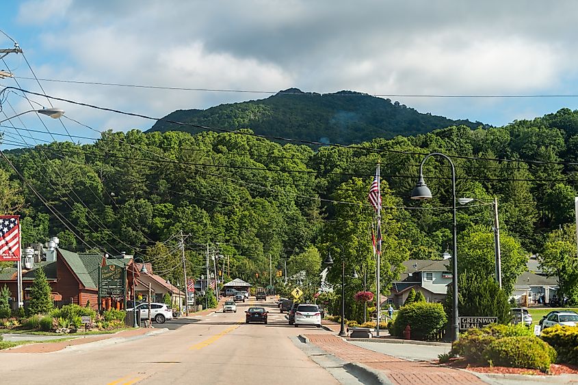 Downtown Banner Elk road street in North Carolina, via Kristi Blokhin / Shutterstock.com