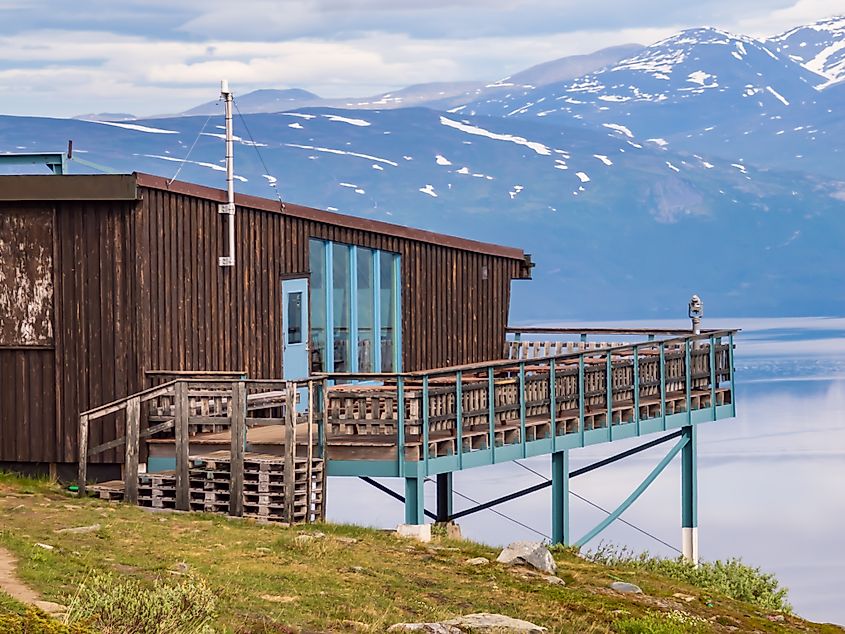 Abisko, Sweden. Aurora Sky Station on Mount Nuolja. Credit: Nowaczyk / Shutterstock