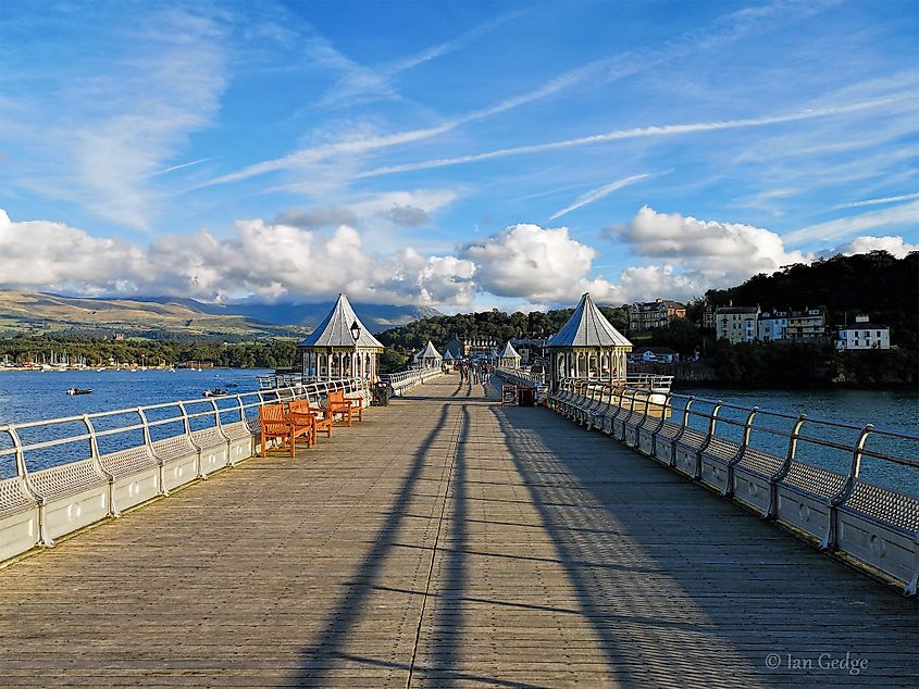 Bangor Pier in Bangor, Wales (Ian Gedge via Flickr)