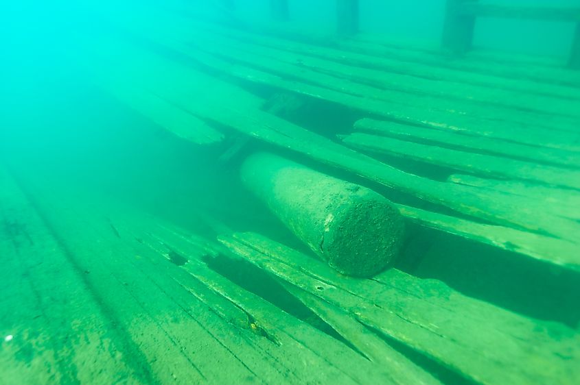 Large broken sailing mast of the Bermuda shipwreck in the Alger Underwater Preserve in Lake Superior.