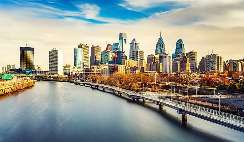 Panoramic picture of Philadelphia skyline and Schuylkill River, PA, USA.