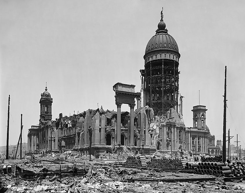 Ruins of City Hall after the 1906 San Francisco earthquake.