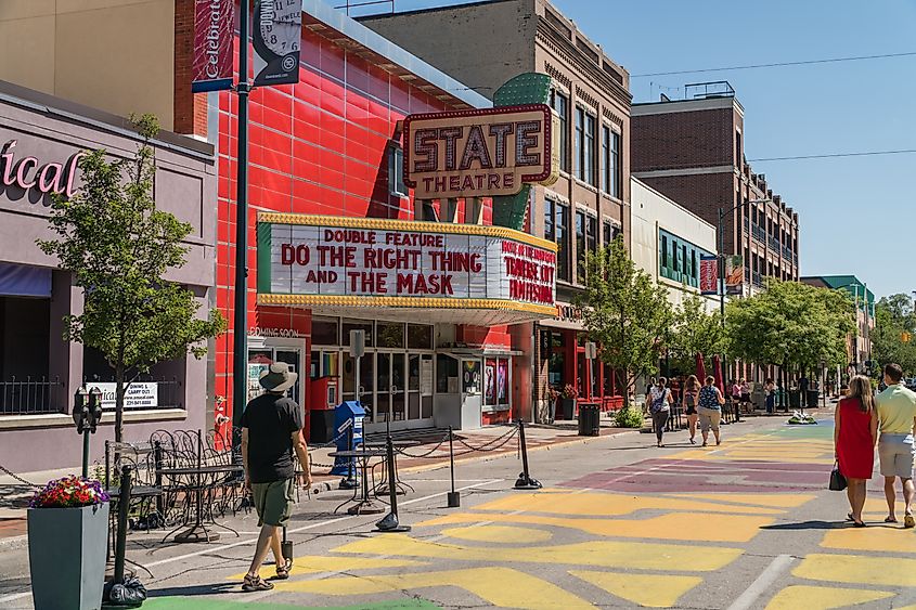 Traverse City, MI, US-August 16, 2020: Sign at the local theater on busy main street downtown reading "Do the right thing and The Mask" during the era of the Covid-19 pandemic.