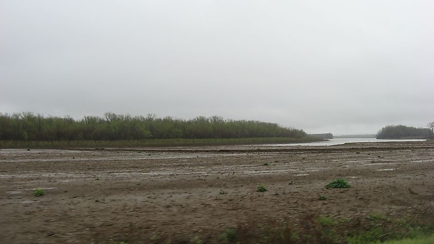 Overlooking the Wabash River approximately 5 miles from its confluence with the Ohio River. Photo is taken from Round Pond Road south of New Haven in New Haven Township, Gallatin County, Illinois, United States