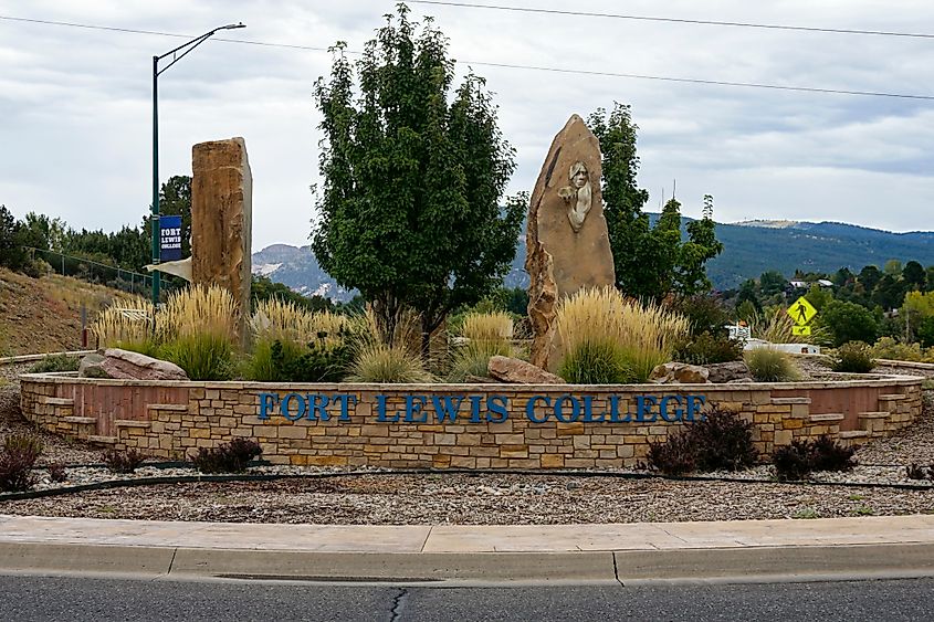 Fort Lewis College Welcome sign.