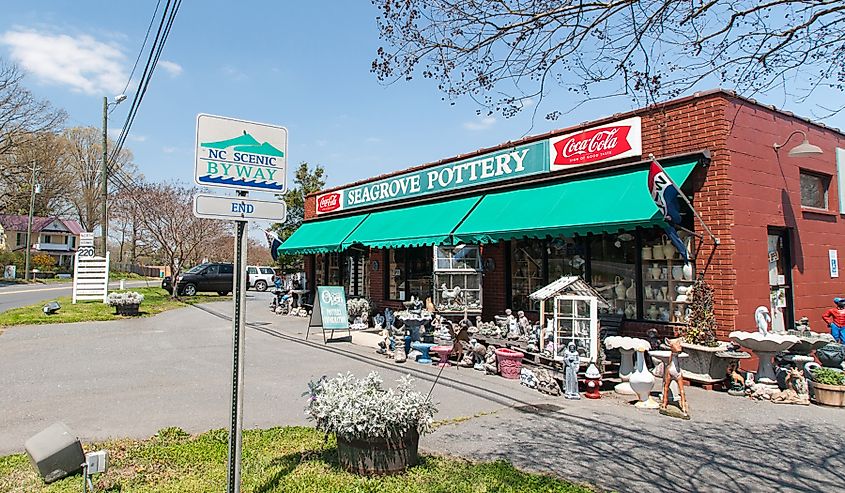 Seagrove Pottery in Seagrove, North Carolina. Image credit: NCDOTCommunications via Flickr.com