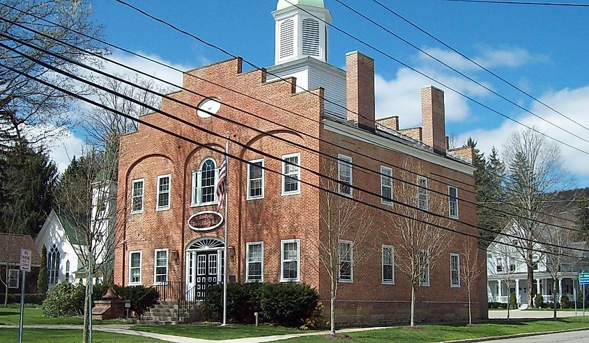 Exterior of Ellicottville Town Hall building