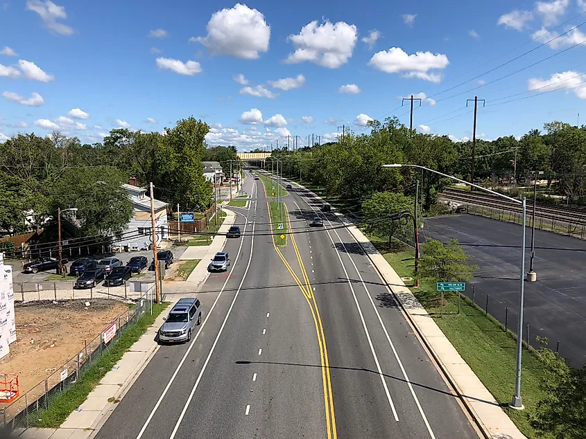 View north along U.S. Route 1 (Southwestern Boulevard) from the overpass for Francis Avenue in Arbutus, Maryland.
