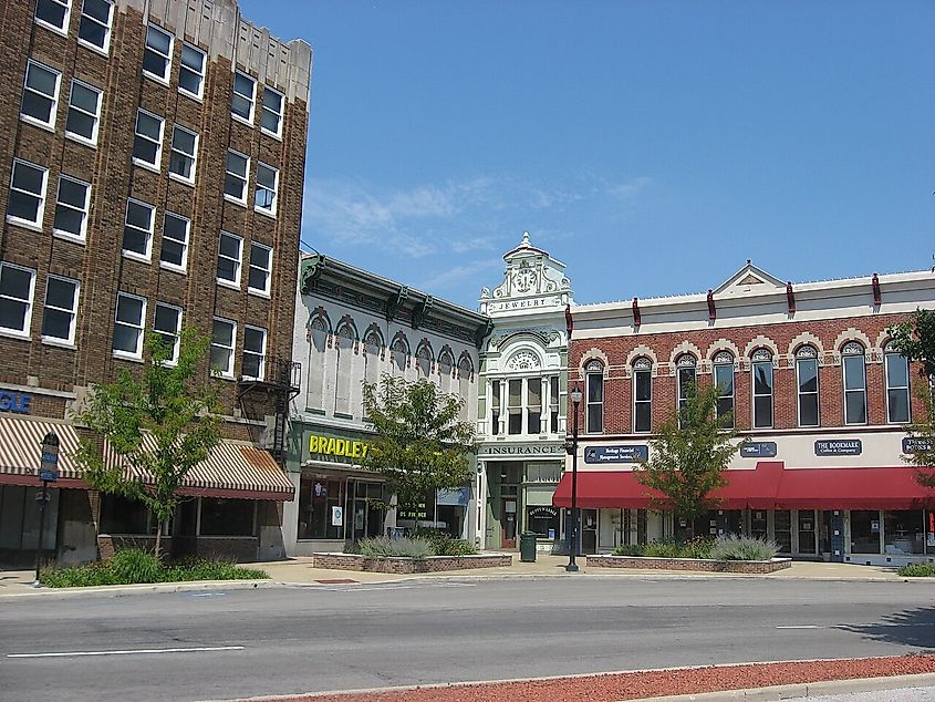 Buildings on the northwestern corner of the public square in Shelbyville, Indiana, United States.