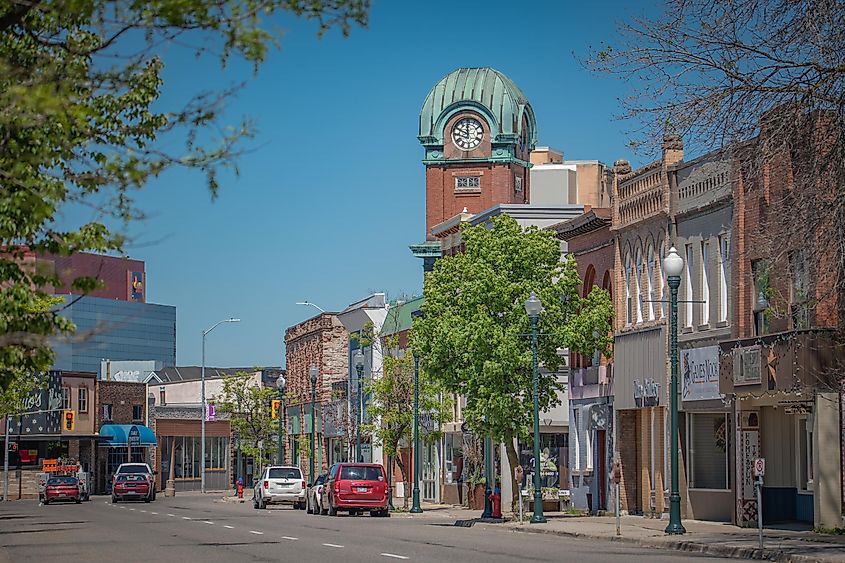 ueen Street in downtown Sault Ste Marie, Ontario.