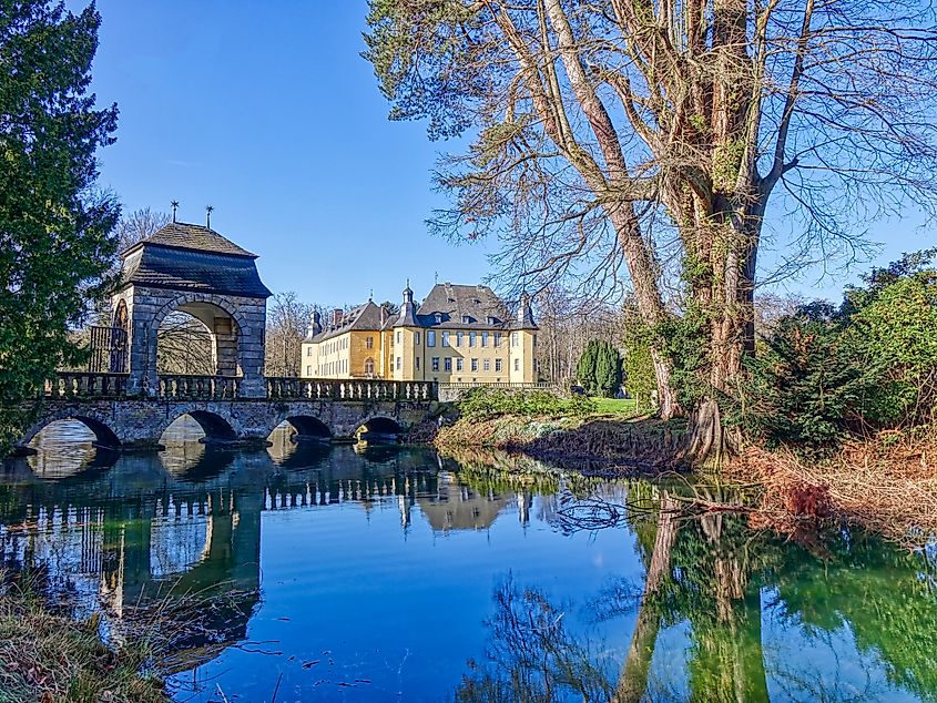 Baroque bridge and castle in Jüchen.