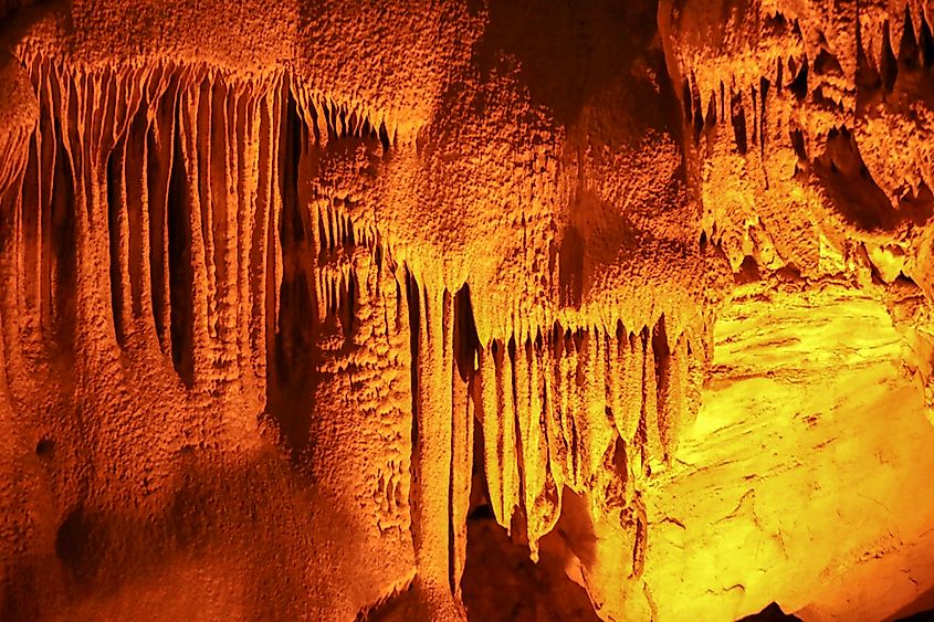 Frozen niagara cave mammoth cave