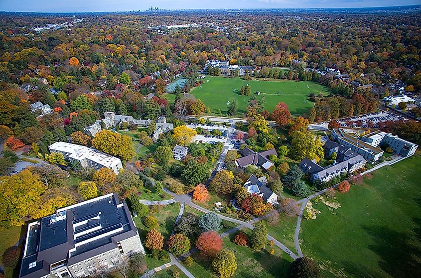 Вид с высоты птичьего полета на колледж Суортмор через www.swarthmore.edu