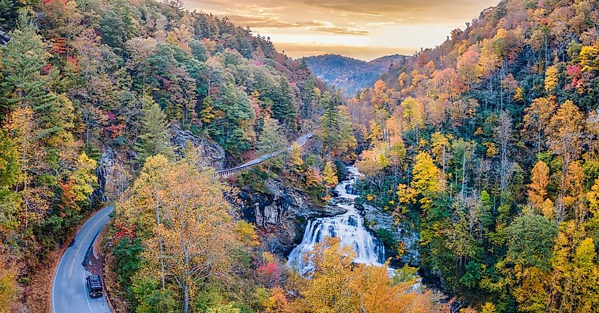 Stunning fall colors at Nantahala National Forest, North Carolina.