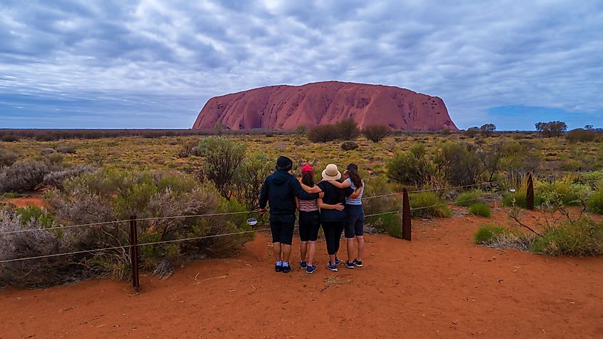 Tourists at the Uluru/Ayers Rock