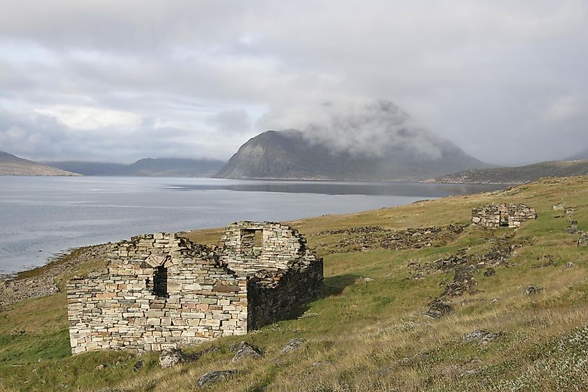 Remains of viking church near Hvals?, Greenland