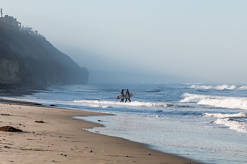 MOON light state beach