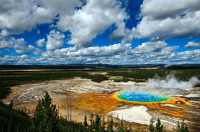 Grand Prismatic Pool at Yellowstone National Park