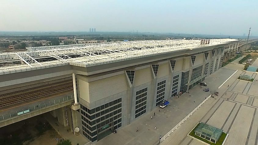 Weinan North Railway Station, part of the Grand Bridge