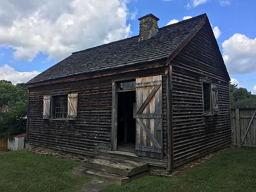 This land office used by Rufus Putnam is the oldest building in Ohio (and all of the Northwest Territory). It is now part of the Campus Martius Museum.