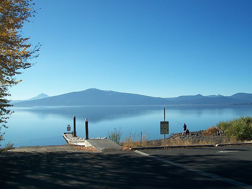 East docks Agency Lake, Oregon