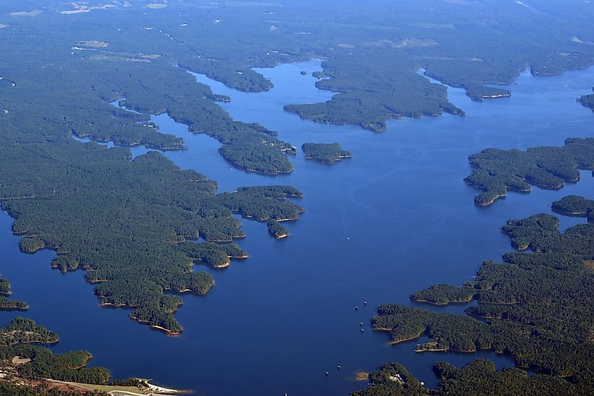 Aerial view of Bay Springs Lake