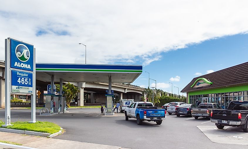 February 27, 2024: Aloha Island Mart and gas station located at 4339 Waialae Ave Honolulu Editorial credit: Brave Behind the Lenz / Shutterstock.com