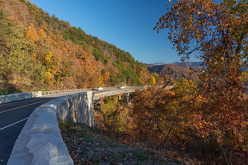 Gorgeous autumn day along the Foothills Parkway in Wears Valley in the Great Smoky Mountain National Park