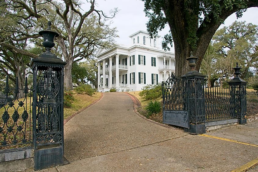 Old mansion in Natchez in Mississippi USA
