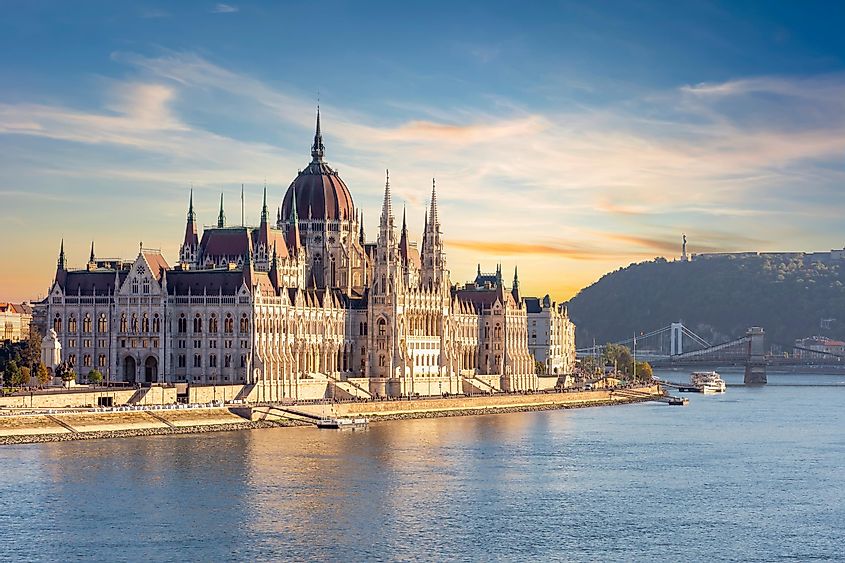 Hungarian parliament building at sunset, Budapest, Hungary. Image used under license from Shutterstock.com.