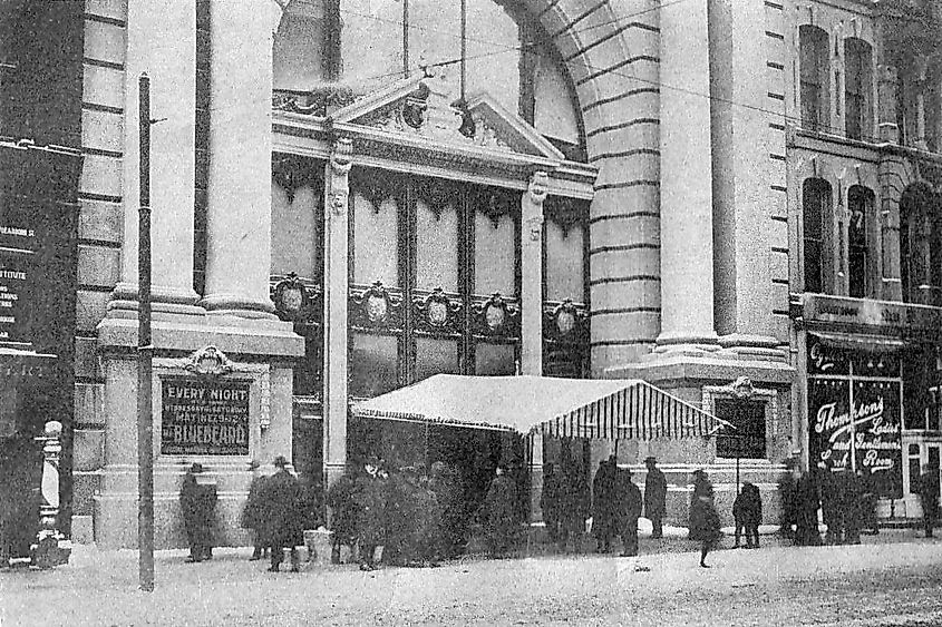 The Iroquois Theatre, shortly before the fire.