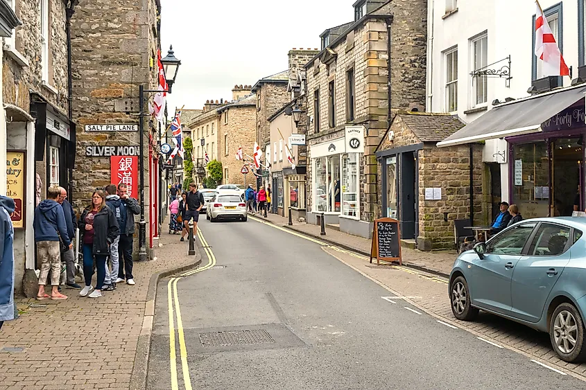 The historical narrow streets with traditional buildings in Kirkby Lonsdale, England, the UK
