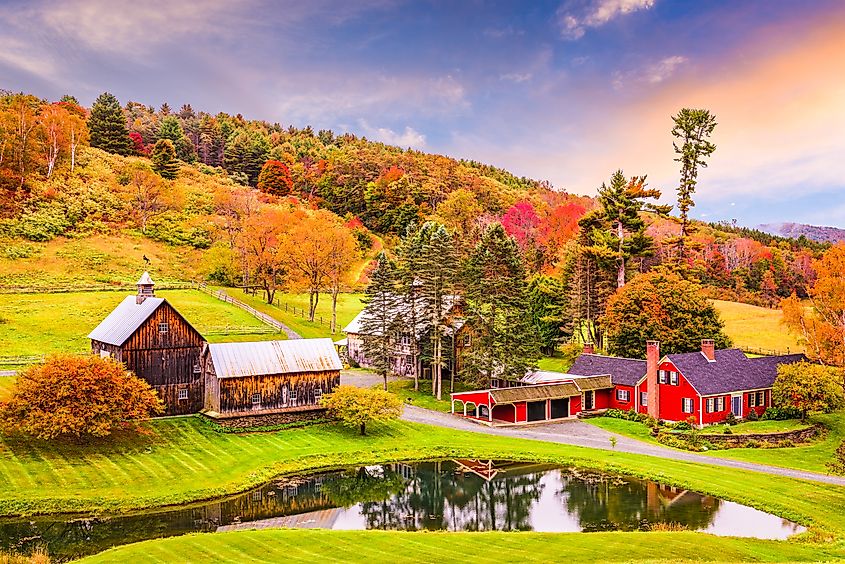 Early autumn rural scene in Woodstock, Vermont, USA.