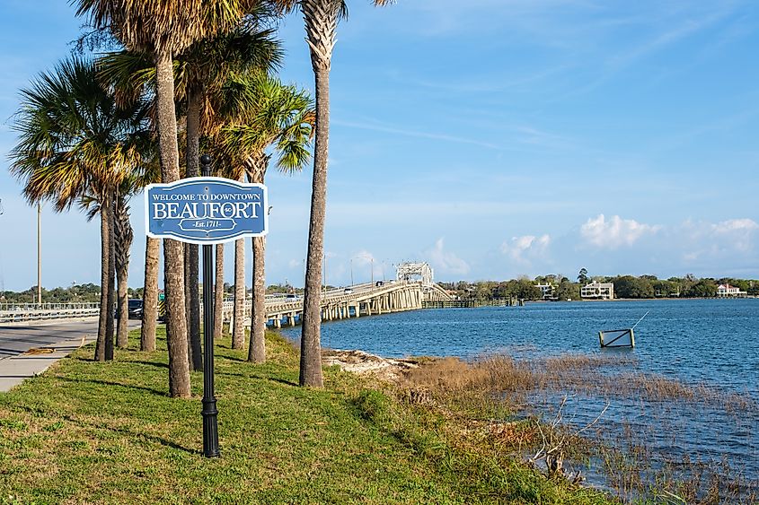 Welcome sign at the Woods Memorial Bridge and Beaufort River in Beaufort, South Carolina.