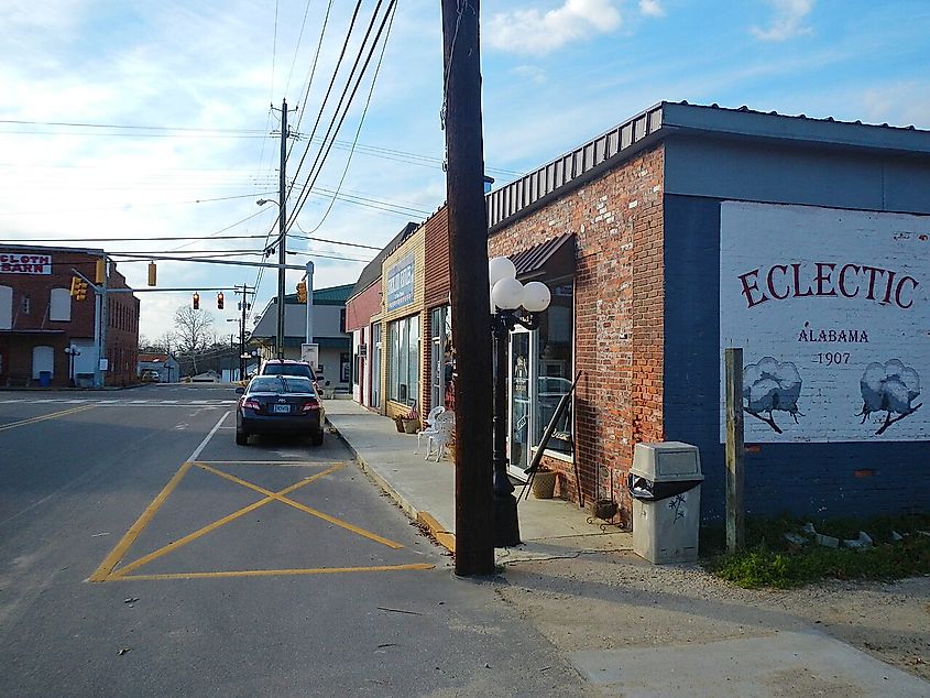 Downtown street in Eclectic, Alabama.